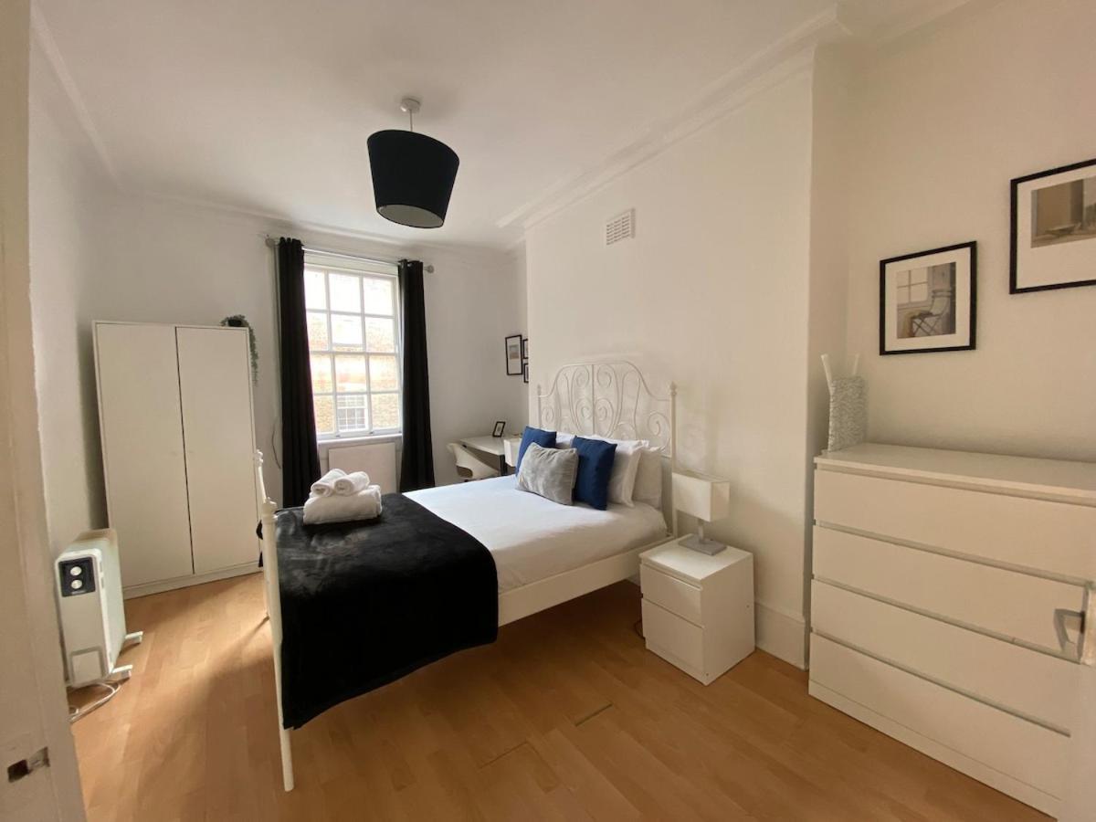 Lovely 2 Bed Flat In Soho! Londres Exterior foto